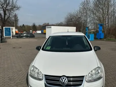 Gebraucht VW Golf V 105 PS (77 kW) 2007 Weiß Limousine