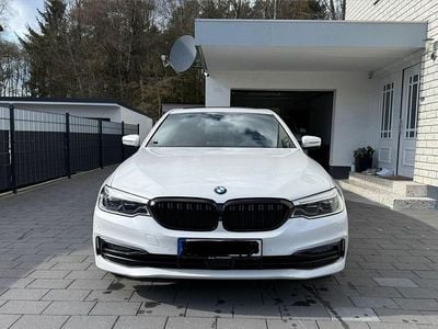 Gebraucht BMW 530 Sport Line 265 PS (194 kW) 2020 Weiß Limousine