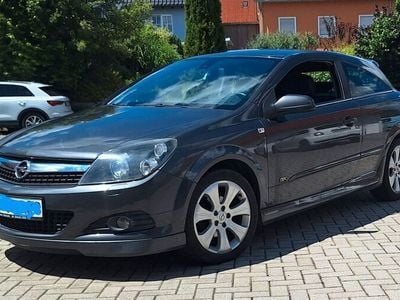 Opel Astra GTC