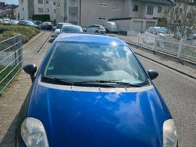 Gebraucht Fiat Grande Punto 77 PS (56 kW) 2009 Blau Kleinwagen