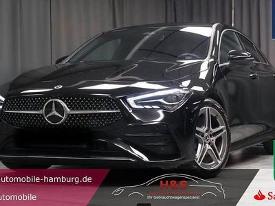 Nachtschwarz Gebraucht 2024 Mercedes CLA200 AMG line Limousine | 35.900 € (Fairer Preis)
