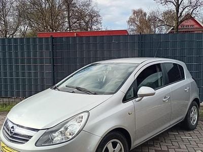 Gebraucht Opel Corsa 80 PS (58 kW) 2009 Silber Kleinwagen