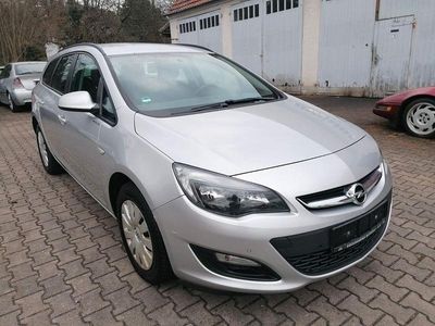 Gebraucht Opel Astra Edition 110 PS (80 kW) 2015 Silber Kombi