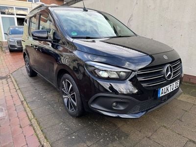 Mercedes T180