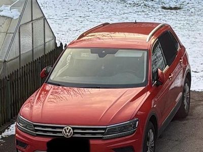 Orange Gebraucht 2017 VW Tiguan Highline SUV | 19.600 € (Fairer Preis)