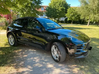 Gebraucht Porsche Macan 245 PS (180 kW) 2020 Schwarz SUV