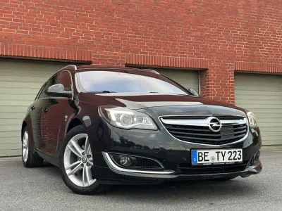 Gebraucht Opel Insignia OPC 194 PS (142 kW) 2014 Schwarz Limousine