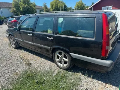 Gebraucht Volvo 850 170 PS (125 kW) 1996 Schwarz Kombi
