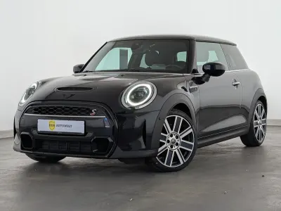 Used Mini Cooper S 178 HP (130 kW) 2022 Black Hatchback