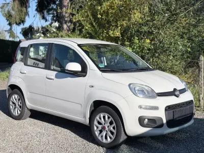 Second-hand Fiat Panda Lounge 86 CP (63 kW) 2017 Alb Hatchback