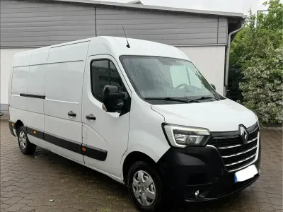 Używany Renault Master 150 KM (110 kW) 2021 Biały Minivan