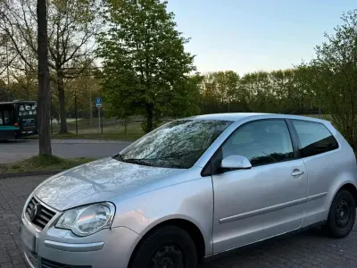 Gebraucht VW Polo 75 PS (55 kW) 2005 Silber Kleinwagen