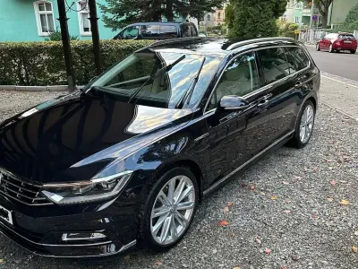 Gebraucht VW Passat R-line 239 PS (175 kW) 2017 Schwarz Kombi