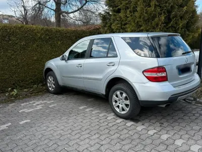 Brugt Mercedes ML320 224 HK (164 kW) 2006 Sølv SUV