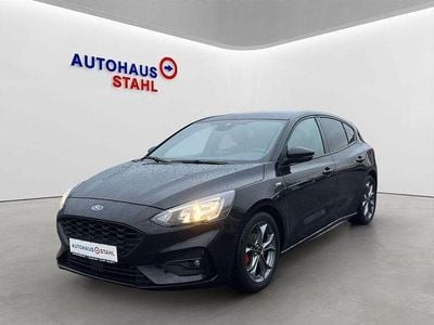 Grau Gebraucht 2018 Ford Focus ST-Line Limousine | 15.490 € (Fairer Preis)