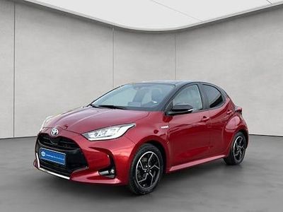 Gebraucht Toyota Yaris Hybrid Style 116 PS (85 kW) 2021 Rot Limousine