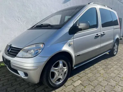 Gebraucht Mercedes Vaneo 125 PS (91 kW) 2002 Silber Van / Kleinbus