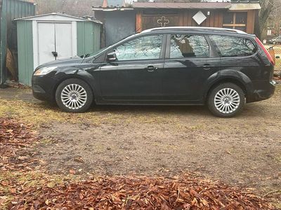 Gebraucht Ford Focus 109 PS (80 kW) 2010 Kombi