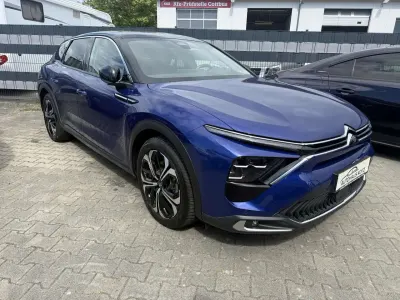 Gebraucht Citroën C5 X Shine 224 PS (164 kW) 2023 Lackierung magneticblau/typ a Kombi