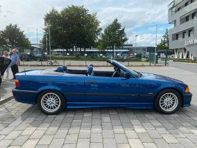 Gebraucht BMW 328 Cabriolet M Sport 193 PS (141 kW) 1997 Blau Cabrio