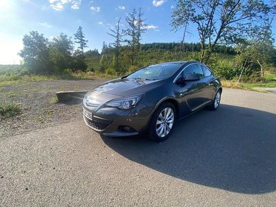 Opel Astra GTC
