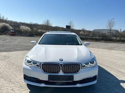 BMW 730