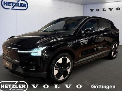 Schwarz Gebraucht 2024 Volvo EX30 Performance SUV | 41.950 € (Teuer)