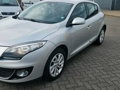 Gebraucht Renault Mégane III 2012 Grau Limousine