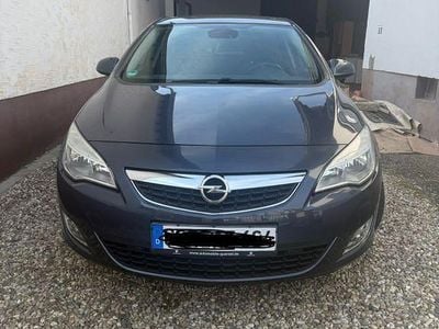 Gebraucht Opel Astra Innovation 116 PS (85 kW) 2010 Blau Limousine
