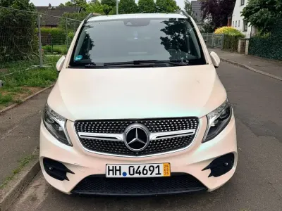Gebraucht Mercedes V220 AMG 163 PS (119 kW) 2015 Weiß Van / Kleinbus