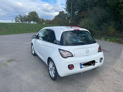 Begagnad Opel Adam 69 HK (50 kW) 2016 Vit Halvkombi