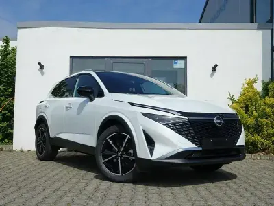 Neu Nissan Qashqai Tekna 158 PS (116 kW) 2026 Grün SUV