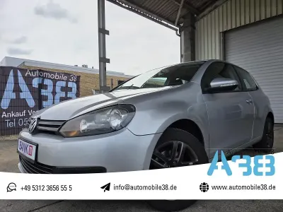 Gebraucht VW Golf VI Trendline 102 PS (75 kW) 2009 Silber Kleinwagen