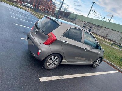 Gebraucht Kia Picanto 67 PS (49 kW) 2015 Beige Kleinwagen