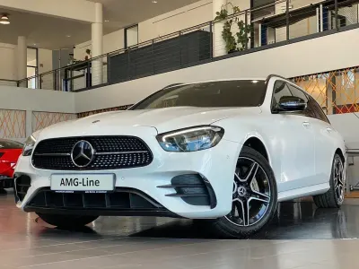 Gebraucht Mercedes E300 AMG 306 PS (225 kW) 2022 Weiß Limousine