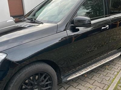 Schwarz Gebraucht 2014 Mercedes ML350 SUV | 19.900 € (Fairer Preis)