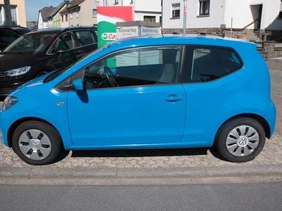 Second-hand VW up! 60 CP (44 kW) 2015 Albastru Hatchback