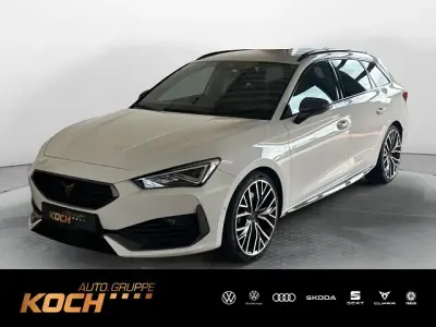 Gebraucht Cupra Leon VZ 311 PS (228 kW) 2023 "candy" weiss Kombi