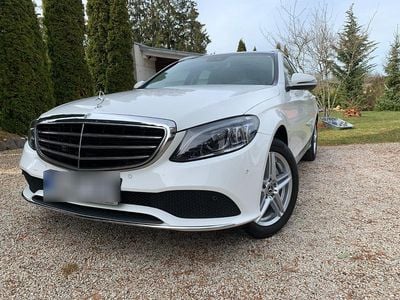 Weiß Gebraucht 2019 Mercedes C220 Exclusive Kombi | 27.100 € (Guter Preis)