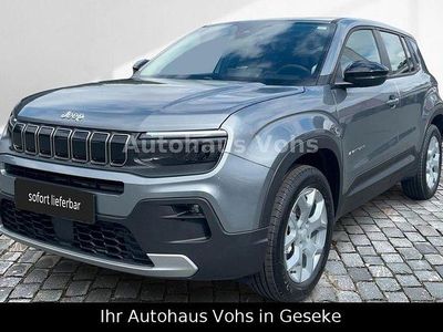 Grau Neu 2025 Jeep Avenger Altitude SUV | 23.970 € (Guter Preis)