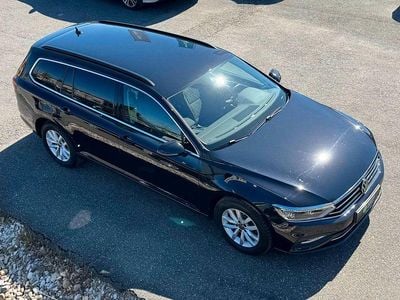 Usata VW Passat 150 CV (110 kW) 2023 Nero Station wagon