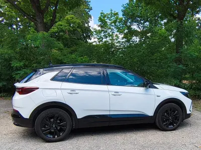 Gebraucht Opel Grandland X GS Line 131 PS (96 kW) 2022 Weiß SUV
