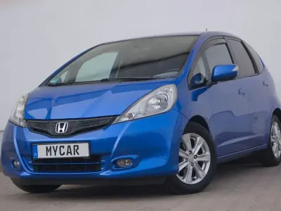 Usata Honda Jazz 99 CV (72 kW) 2011 Blu Utilitaria
