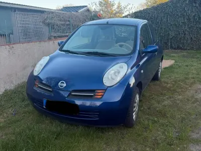 Usata Nissan Micra 65 CV (47 kW) 2003 Blu Utilitaria