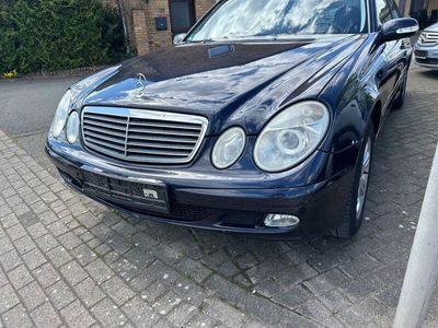Mercedes E220