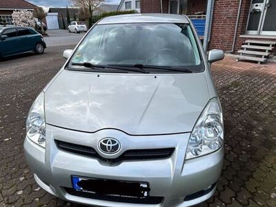 gebraucht Toyota Corolla Verso 2.2l Diesel