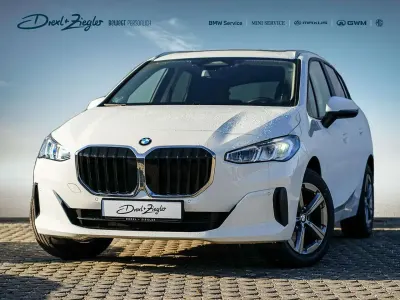 Gebraucht BMW 218 Active Tourer Shadowline 150 PS (110 kW) 2026 Alpinweiss uni Van / Kleinbus