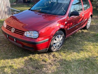 Gebraucht VW Golf IV 101 PS (74 kW) 2002 Rot Kleinwagen