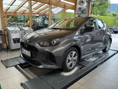 Neu Mazda 2 Exclusive-Line 116 PS (85 kW) 2026 Lead grey Kleinwagen
