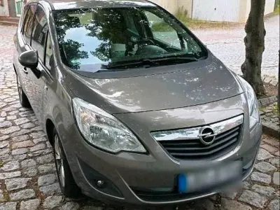 Gebraucht Opel Meriva 101 PS (74 kW) 2013 Grau Van / Kleinbus